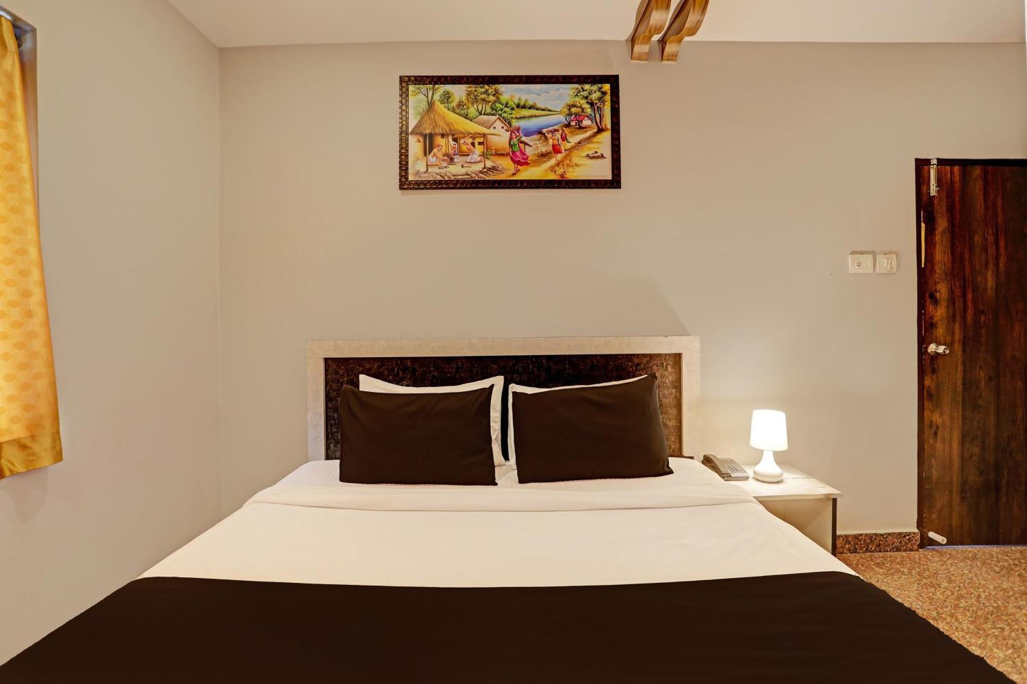 Super Townhouse Vaishnavi Ξενοδοχείο Secundurabad Εξωτερικό φωτογραφία