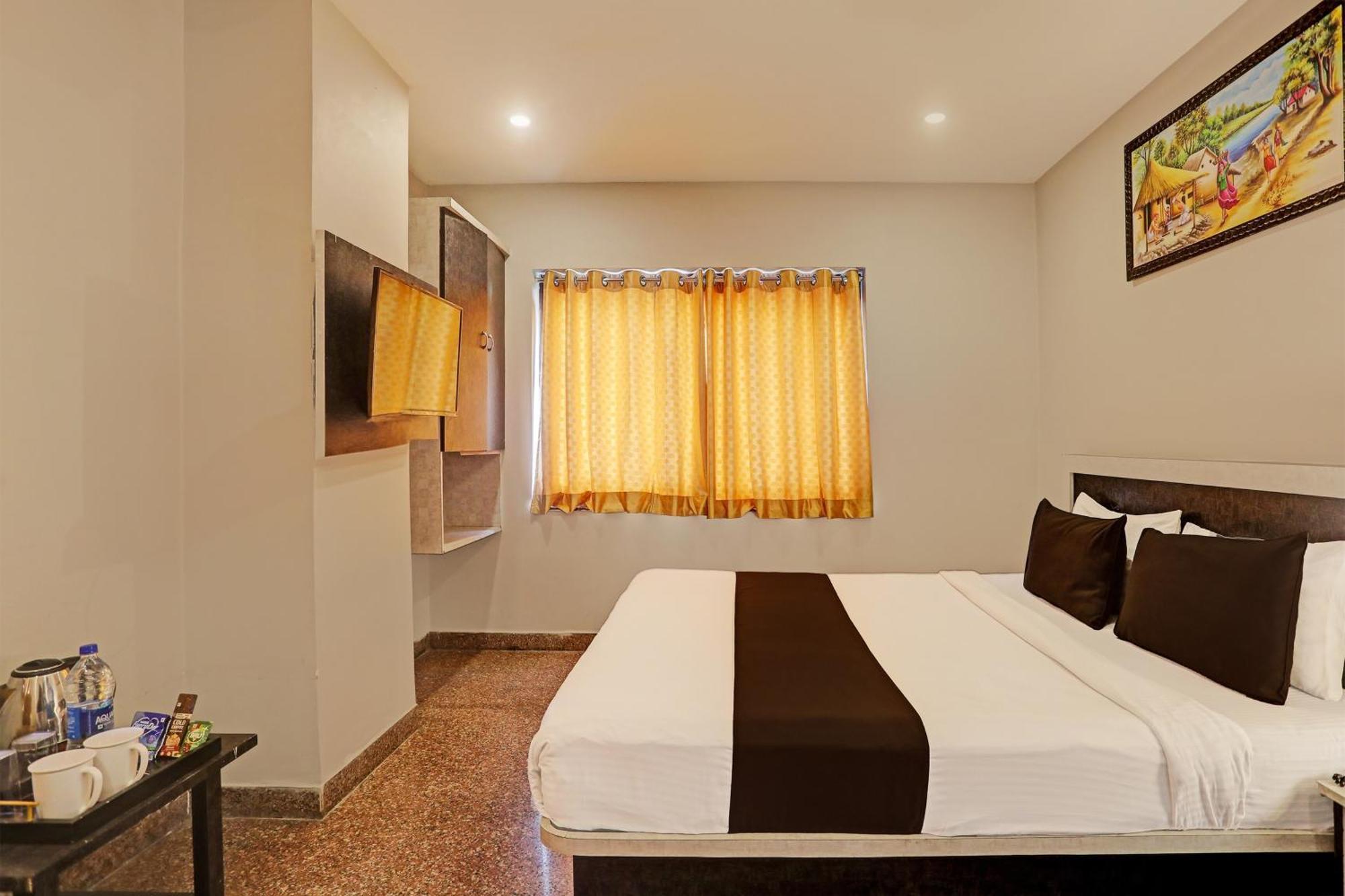 Super Townhouse Vaishnavi Ξενοδοχείο Secundurabad Εξωτερικό φωτογραφία