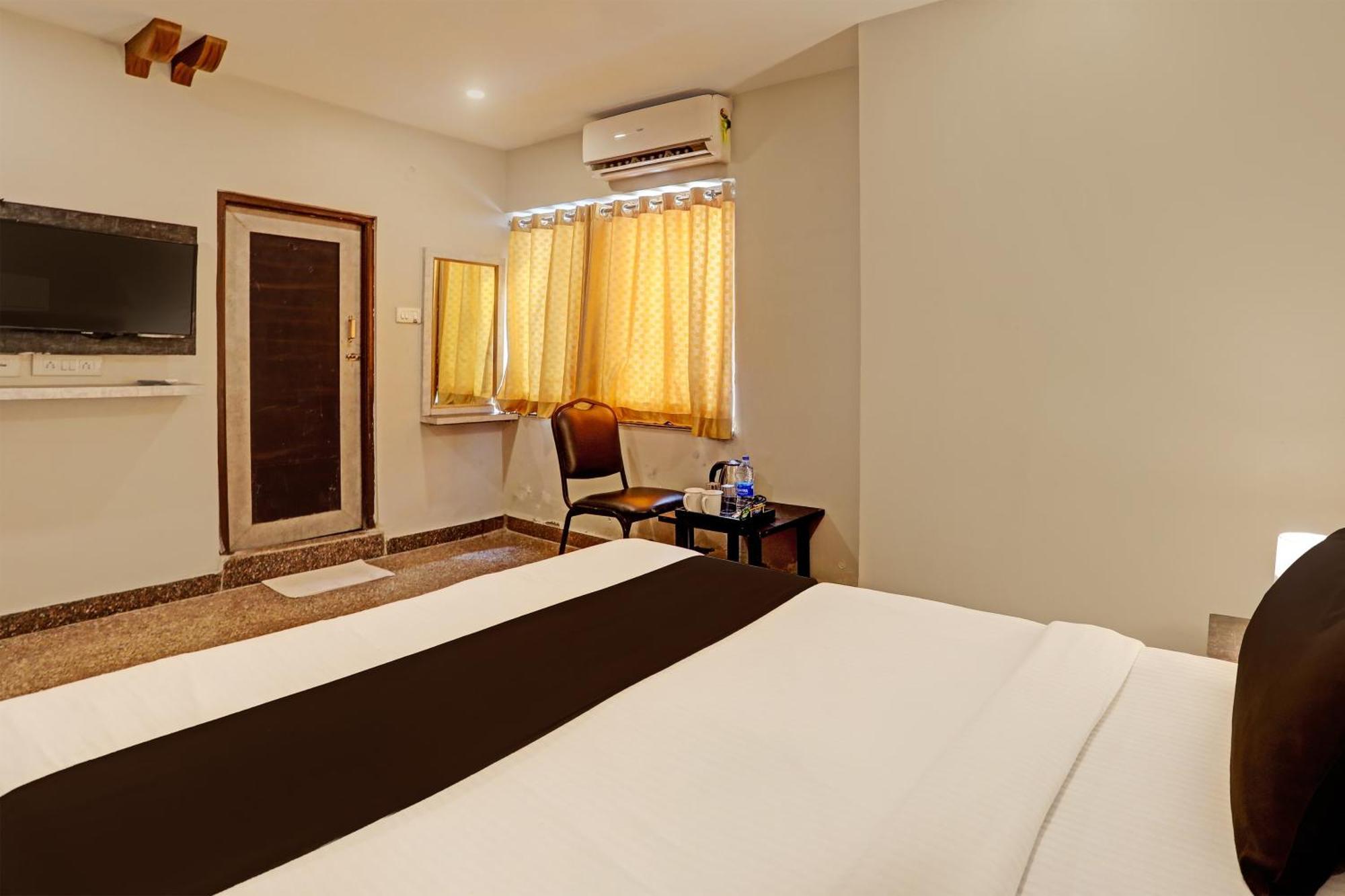Super Townhouse Vaishnavi Ξενοδοχείο Secundurabad Εξωτερικό φωτογραφία