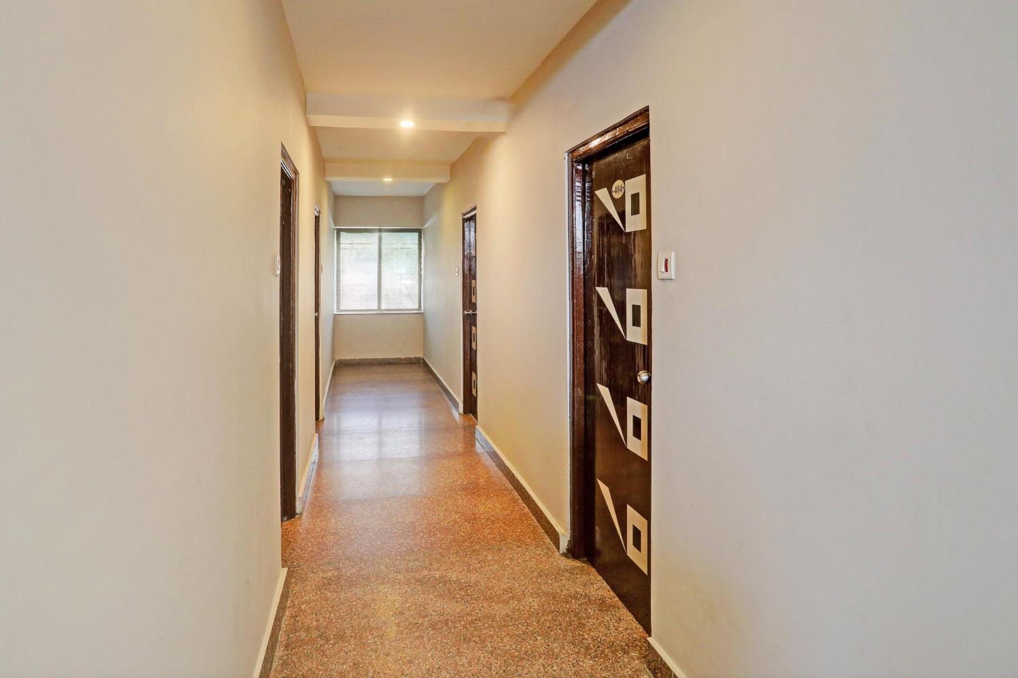 Super Townhouse Vaishnavi Ξενοδοχείο Secundurabad Εξωτερικό φωτογραφία