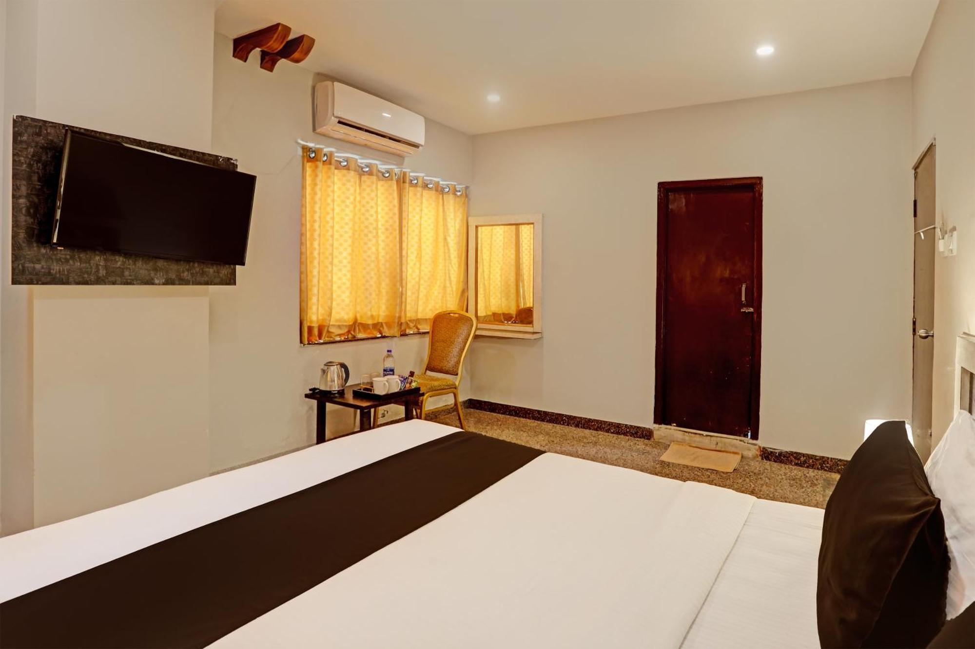 Super Townhouse Vaishnavi Ξενοδοχείο Secundurabad Εξωτερικό φωτογραφία